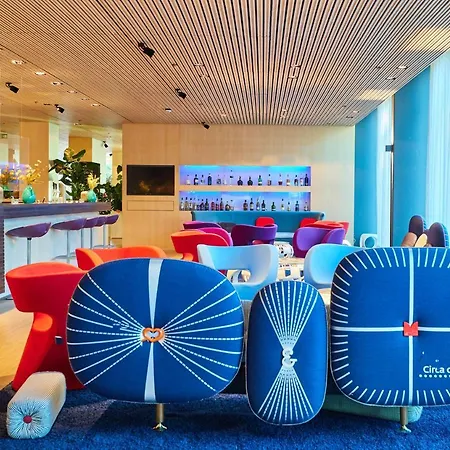 Radisson Blu Hotel, Hotel