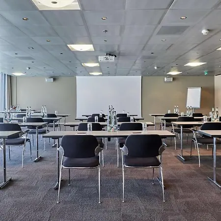 Hotel Radisson Blu Hotel, 4*