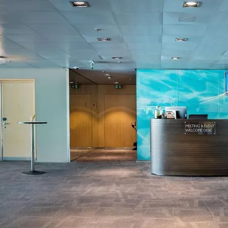 Radisson Blu Hotel, 4*